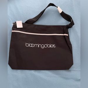 Bloomingdale’s lightweight tote bag, black-and-white – NWT